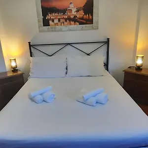 Casa Affitto Macchia Saponara , Acilia Italy